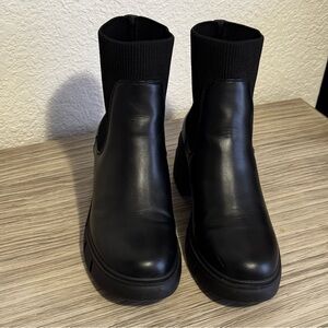 Women’s Chelsea Ankle Boots